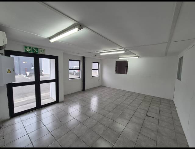 253M² WAREHOUSE TO LET IN ELSIES RIVER INDUSTRIAL